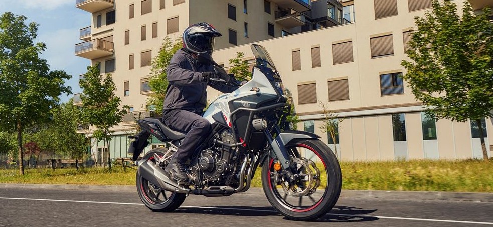 Honda NX500: la mejor aliada para desplazamientos laborales